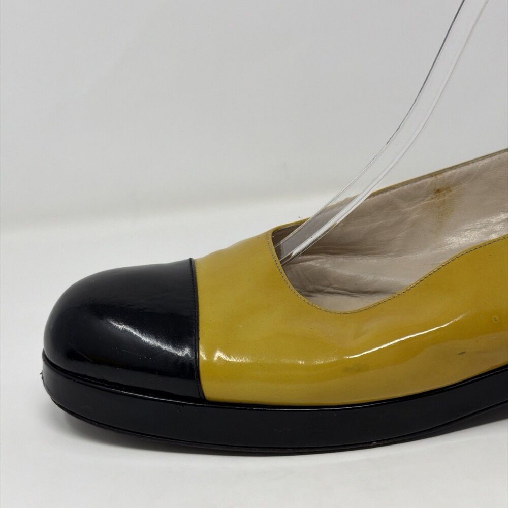 Chanel Vintage Slingback Heels Yellow Black Cap Toe Patent Leather EU 40 Italy - Picture 4 of 16